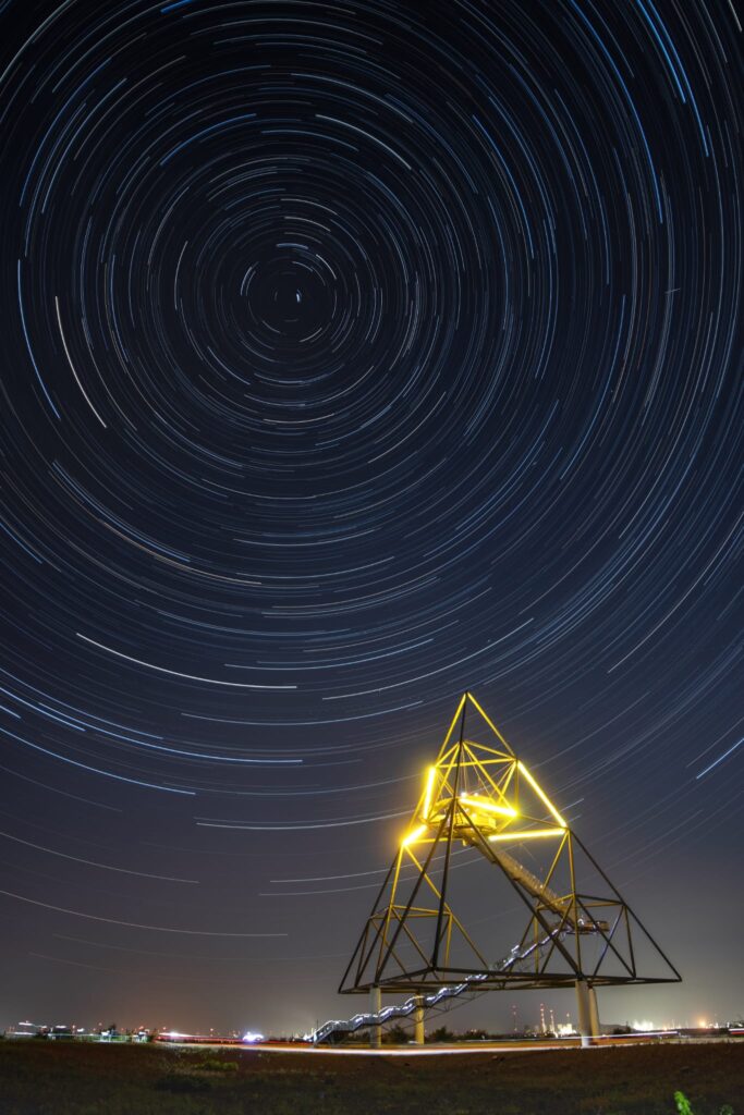 Tetraeder Star Trails 2025